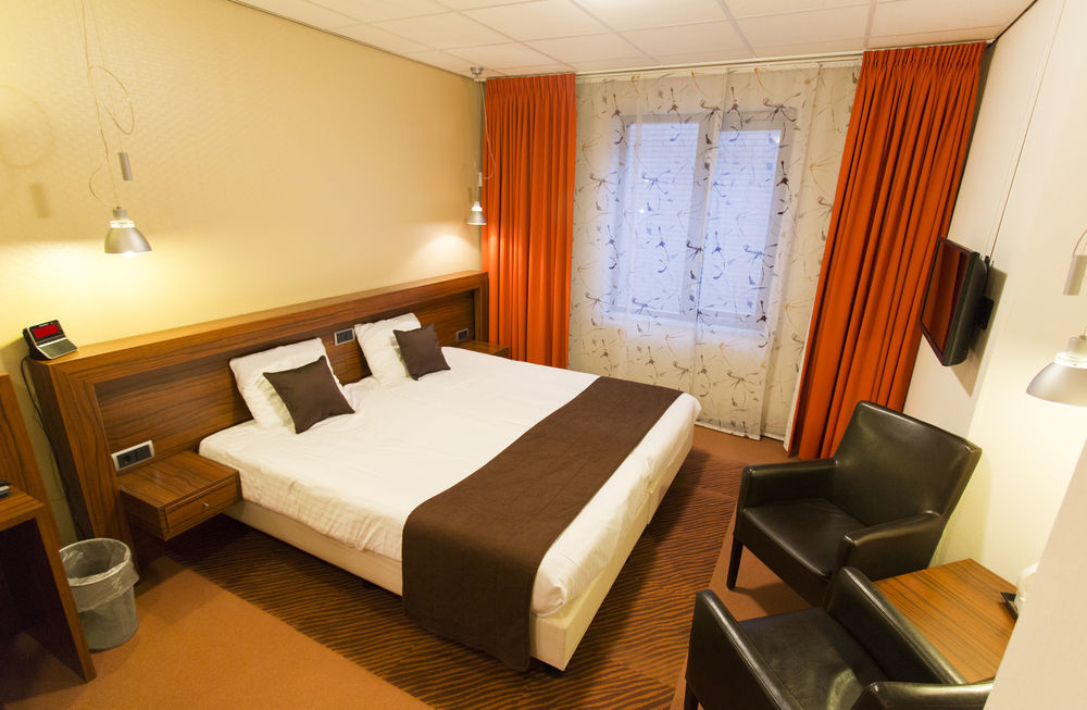 Hotel Restaurant Talens Куворден Экстерьер фото